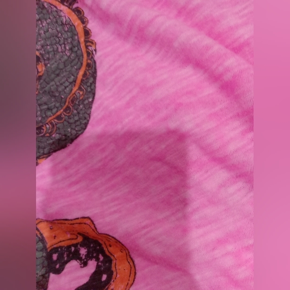 Magnolia Pearl Kathmandu Vigo tee in Azalea - Picture 4 of 8